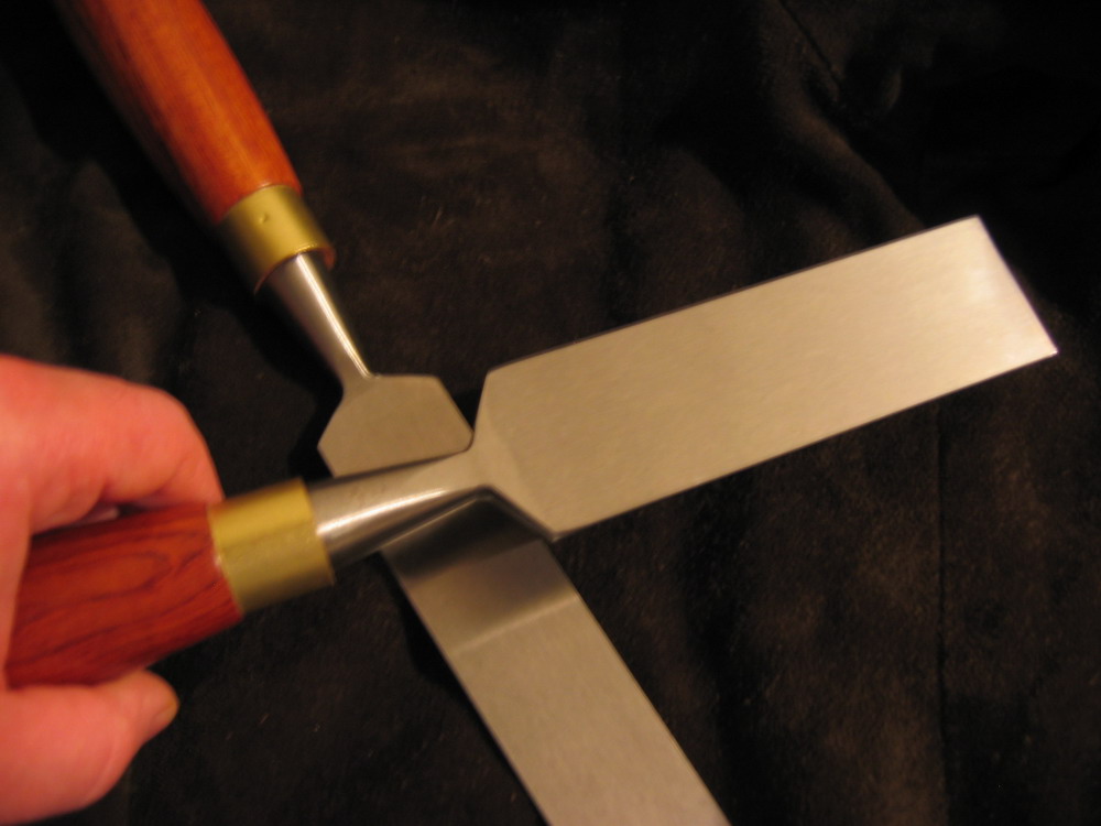 Ashley Iles chisels Ashley Iles chisel back